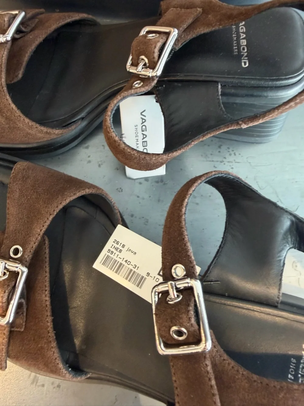 Vagabond Ines Heeled Sandals - Picture 5 of 5